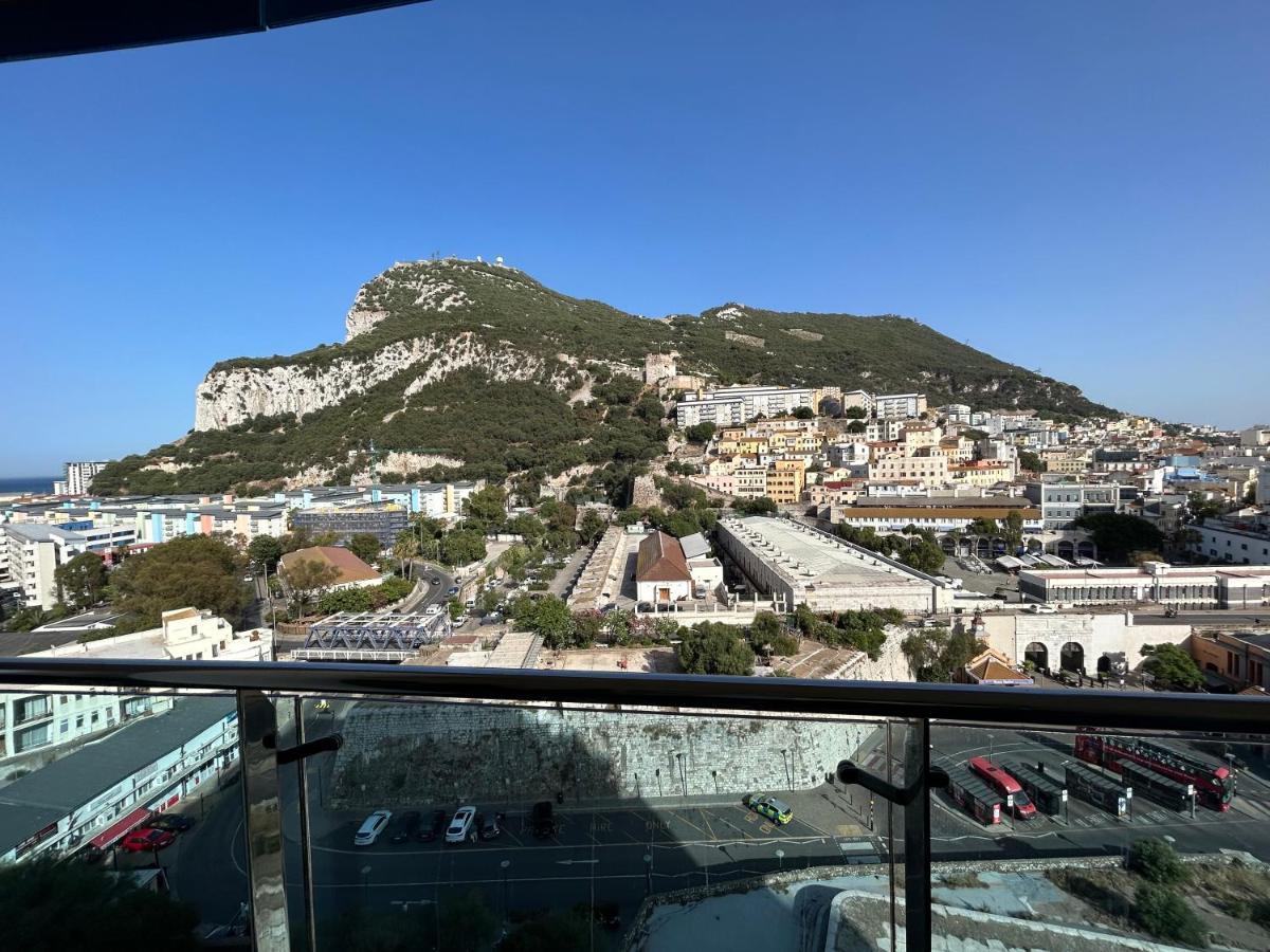 Ocean Village Luxury 2 Bed 2 Bath Apartment - Amazing Views - Pools And Jacuzzis Gibraltar Exterior foto