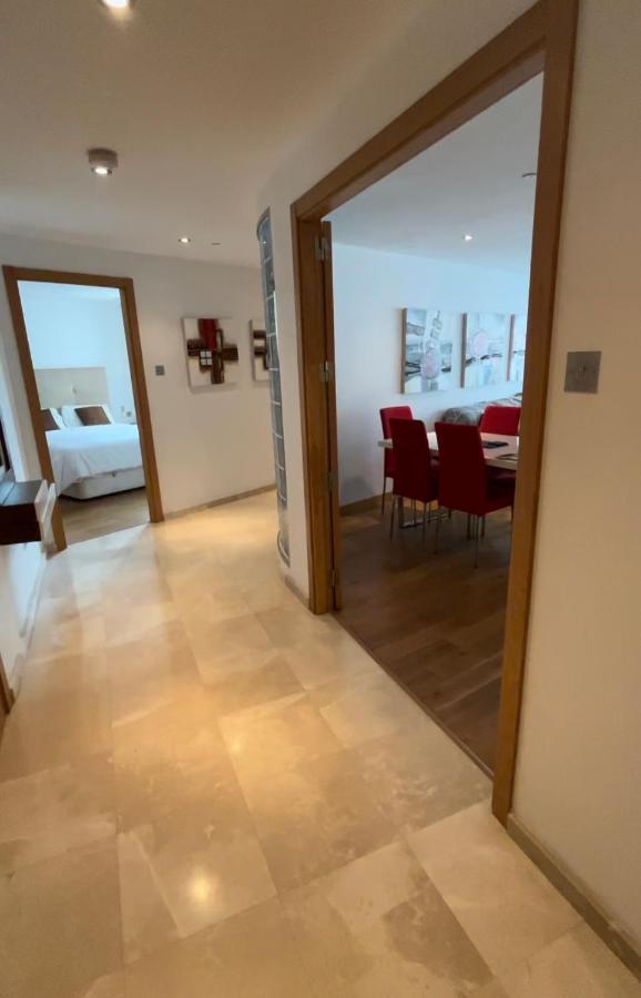 Ocean Village Luxury 2 Bed 2 Bath Apartment - Amazing Views - Pools And Jacuzzis Gibraltar Exterior foto