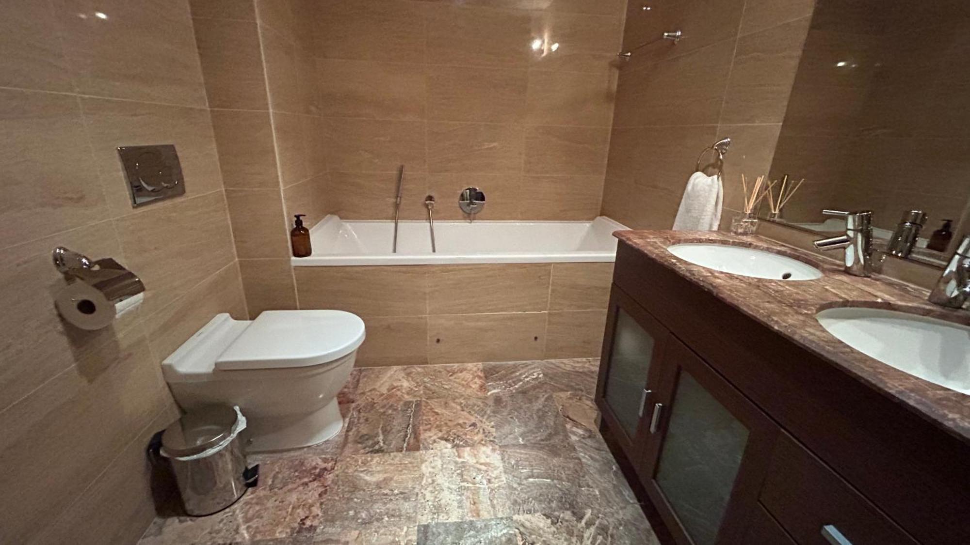 Ocean Village Luxury 2 Bed 2 Bath Apartment - Amazing Views - Pools And Jacuzzis Gibraltar Exterior foto